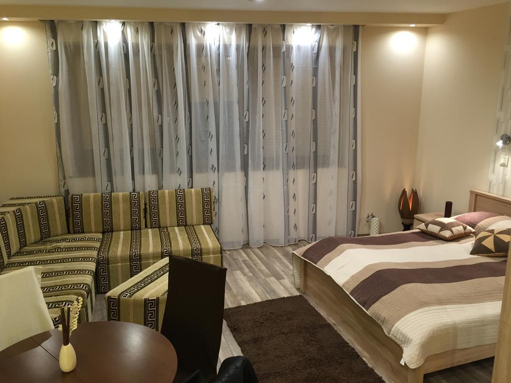 Solaris-Szeged Apartman Apartment Luaran gambar